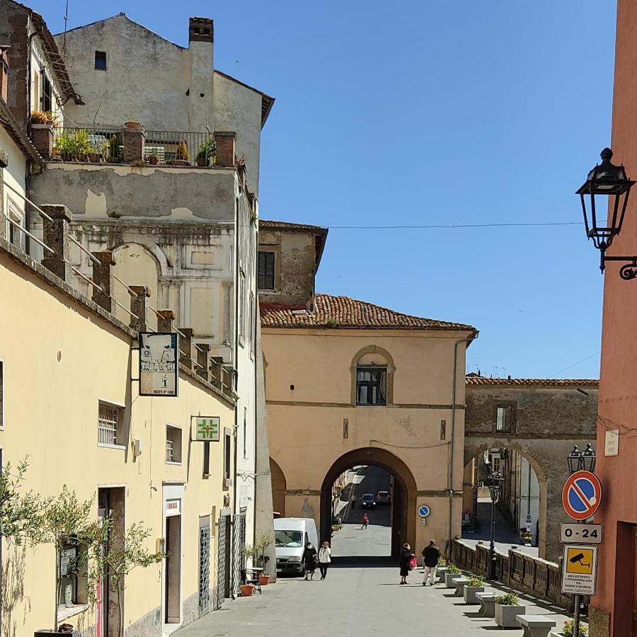 Ferienwohnung La Chascona Di Farnese Casa Di Tufo Nel Borgo Exterior foto