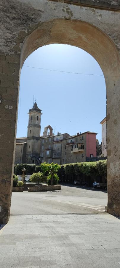 Ferienwohnung La Chascona Di Farnese Casa Di Tufo Nel Borgo Exterior foto